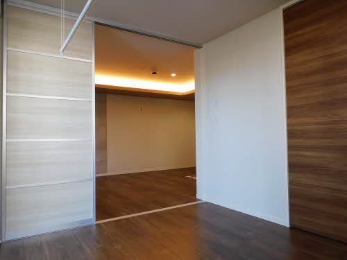 ロイヤル　シャーメゾン　プレミアム　＊ A0101号-8