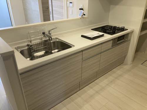 Ｓｈａｍａｉｓｏｎ　ｅｓｔ’　ｍａ－ｍａ　＊＊ A0102号-3