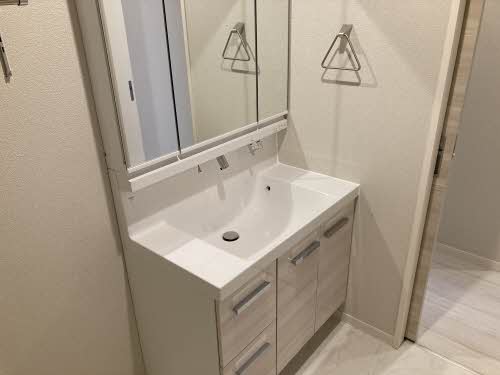 Ｓｈａｍａｉｓｏｎ　ｅｓｔ’　ｍａ－ｍａ　＊＊ A0201号-5