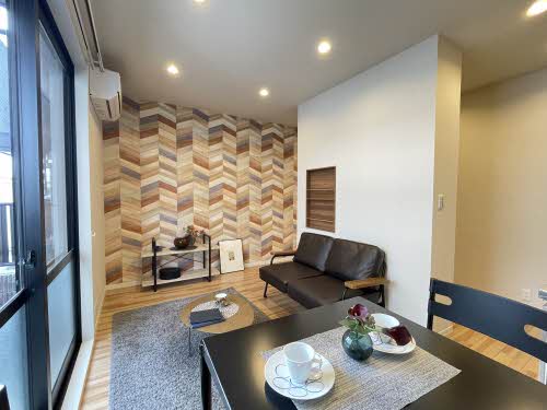 ニュー・デパーチャー　＊＊ A0103号-2