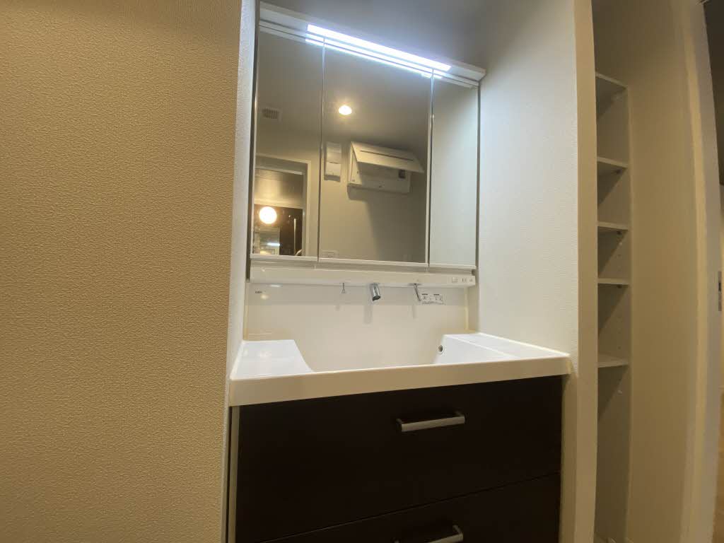 ＳｈａＭａｉｓｏｎ　Ｒｉｔｚ　＊＊ A0302号-5