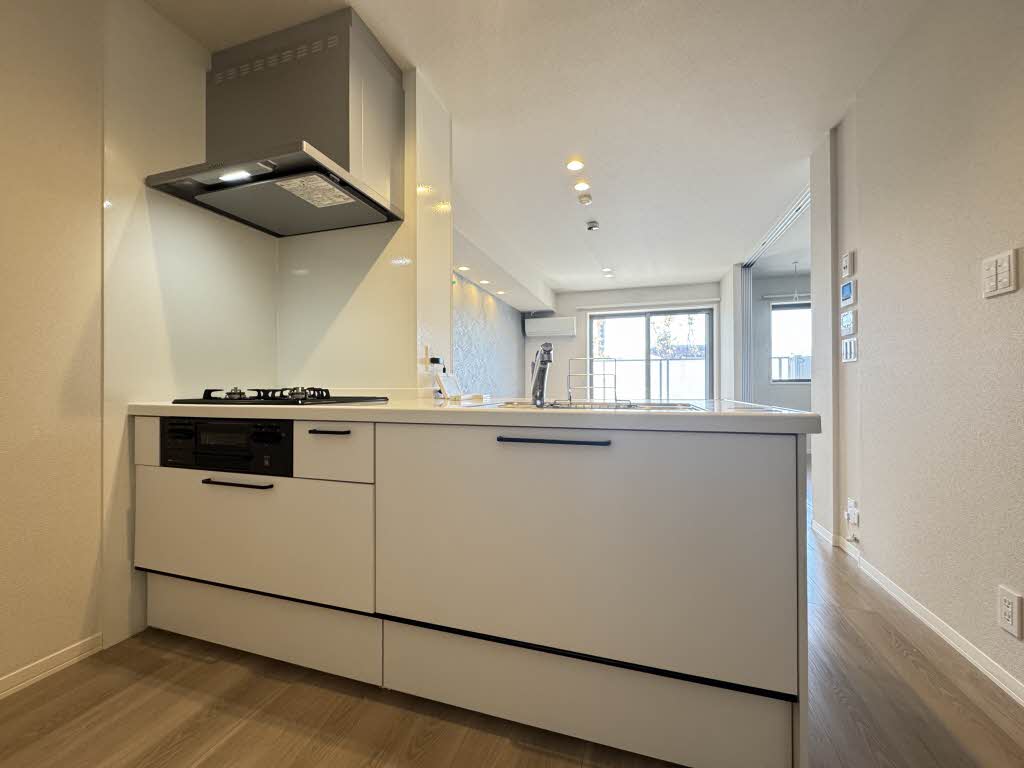 シャーメゾンクレイン　＊＊ A0103号-3