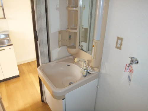 ユニテック三里木　Ｂ棟 B0203号-3