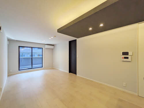 Ｓｈａｍａｉｓｏｎ　Ｌｕｘｕａｒ平尾山荘通　＊＊ A0202号-2