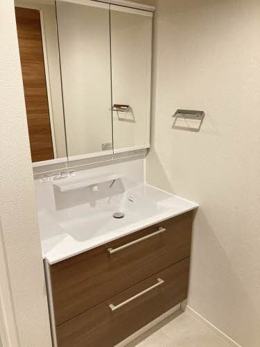 Avenir西新 A0302号-8