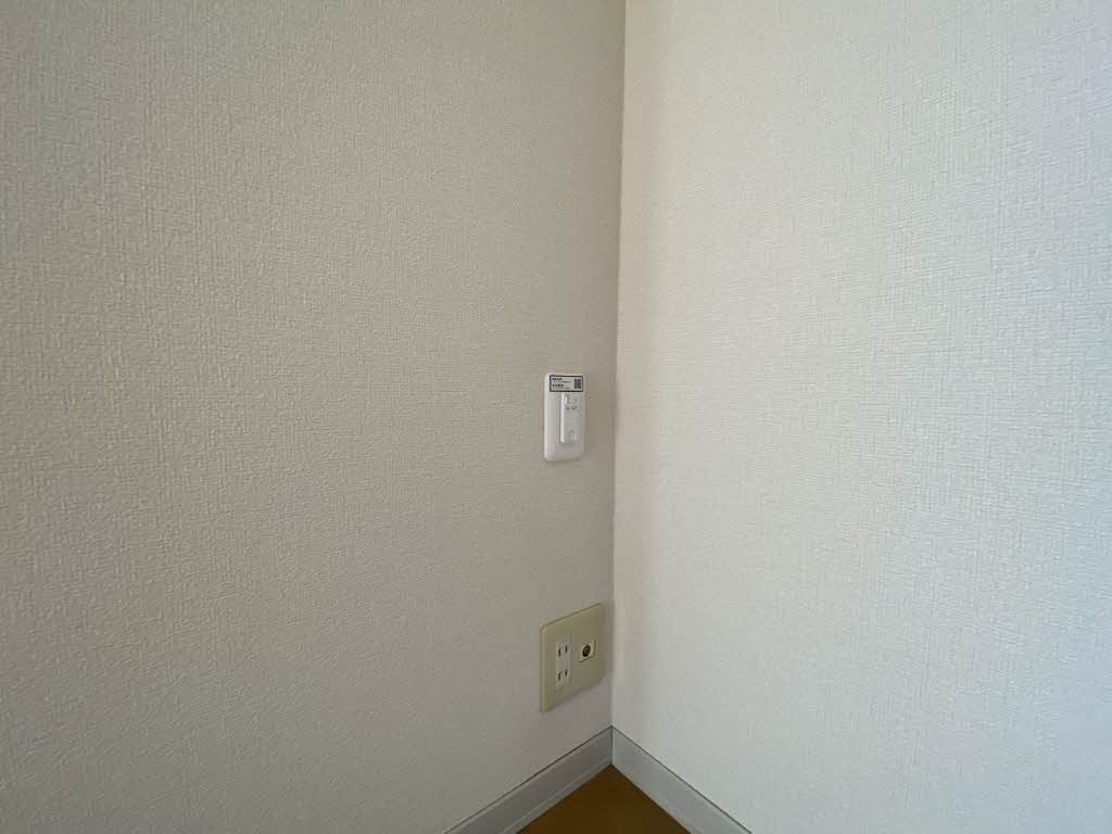 ロードサイド到津　Ｂ棟　＊＊ B0102号-10