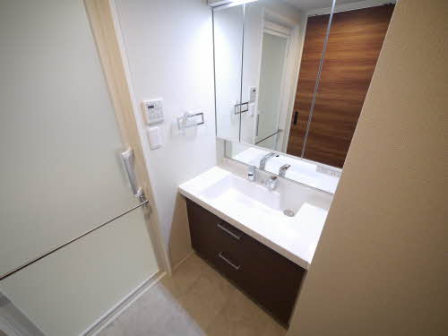 シャーメゾンステージ新成 ** A0201号-6