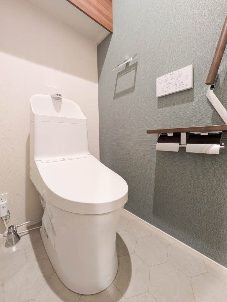 シャーメゾンＣｏｍｆｏｒｚａ A0206号-8