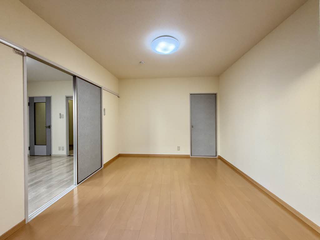 ディアス三川　Ａ棟　＊＊ A0103号-7