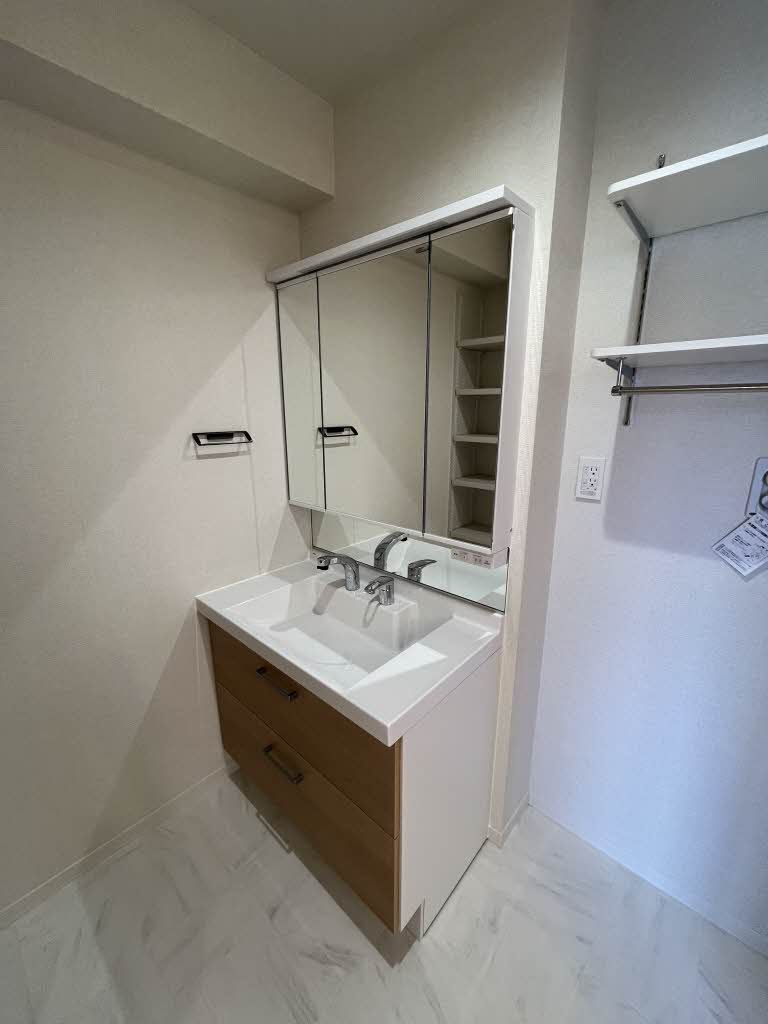 アトリエールＫ A0201号-5