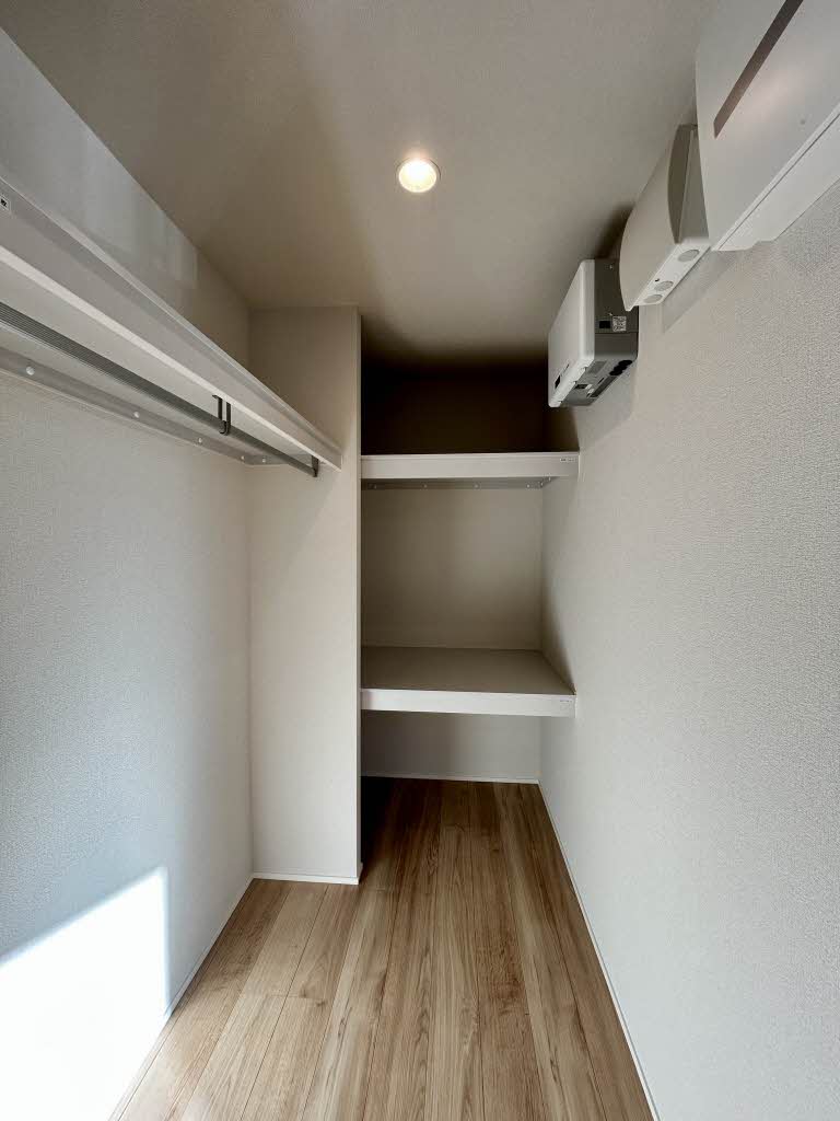 Ｂｕｓｈ　Ｃｌｏｖｅｒ　＊＊ A0201号-11