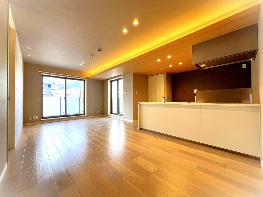 ＳｈａＭａｉｓｏｎ　青山通り　＊＊ A0204号-12