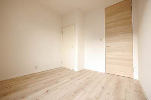 ファミール真木　Ｂ棟　♯ B0203号-4