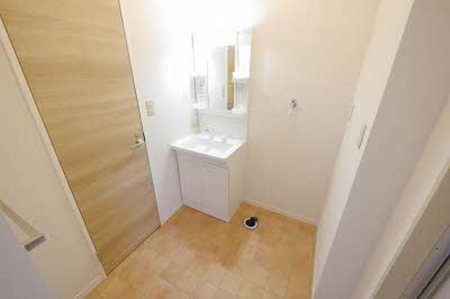 ファミール真木　Ｂ棟　♯ B0203号-6