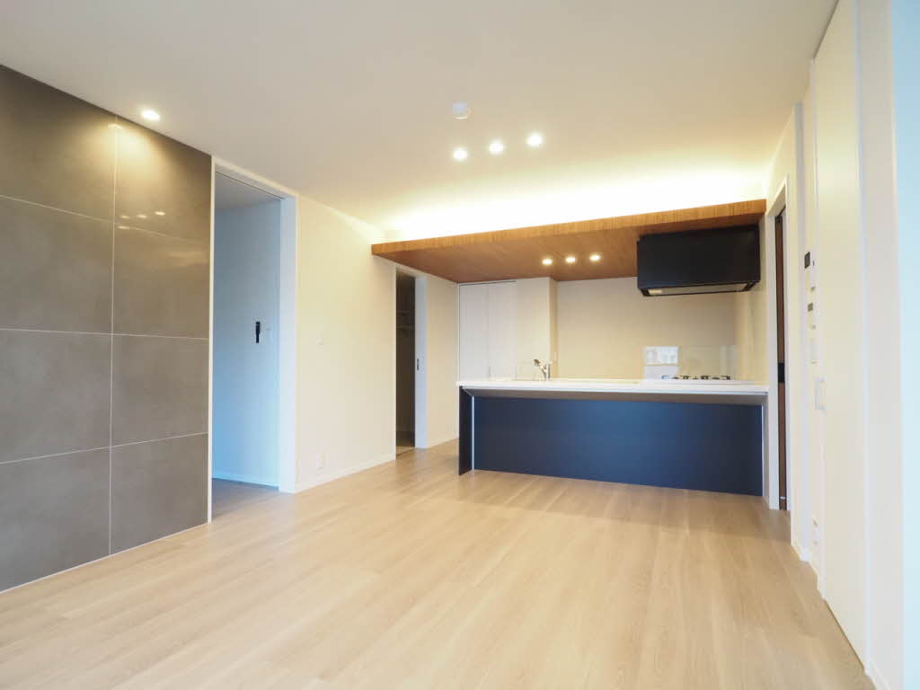 シャーメゾン春日＊＊ A0202号-2