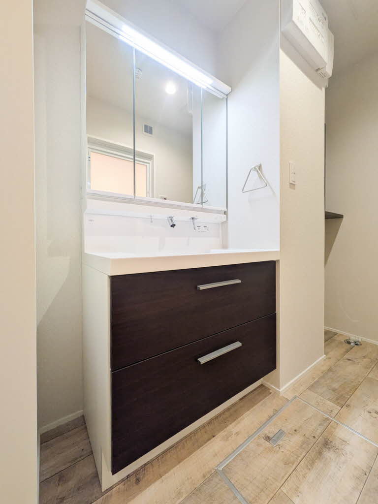 Ｒｅｆｉａｎｔ東谷山 A0101号-7