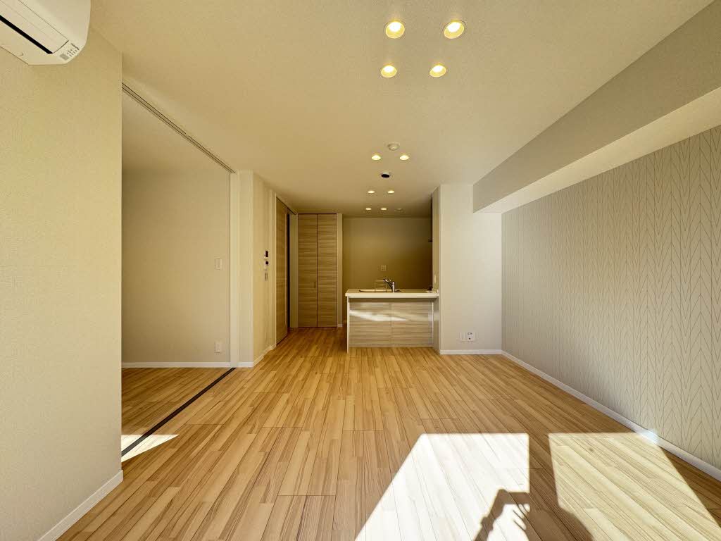 シャーメゾンレジデンス夜明 A0102号-2