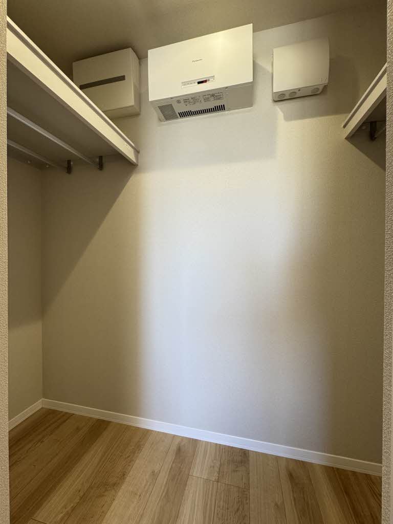 シャーメゾンレジデンス夜明 A0201号-13