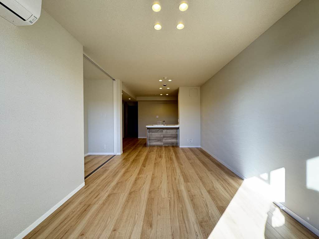 シャーメゾンレジデンス夜明 A0301号-2