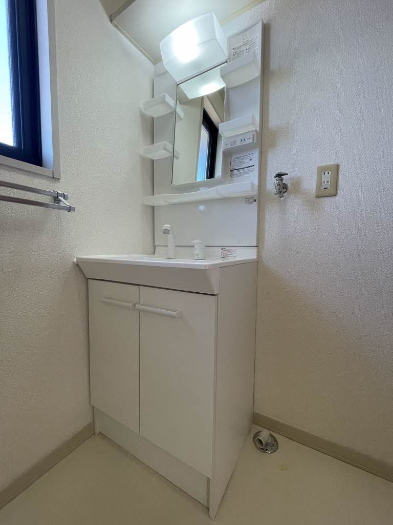 メゾンボヌール A0201号-4