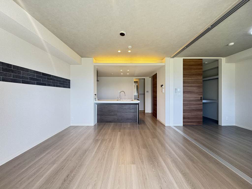 シャーメゾンステージ鳥栖　＊＊ A0202号-2