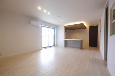 シャーメゾンステージ本城 ** A0302号-2