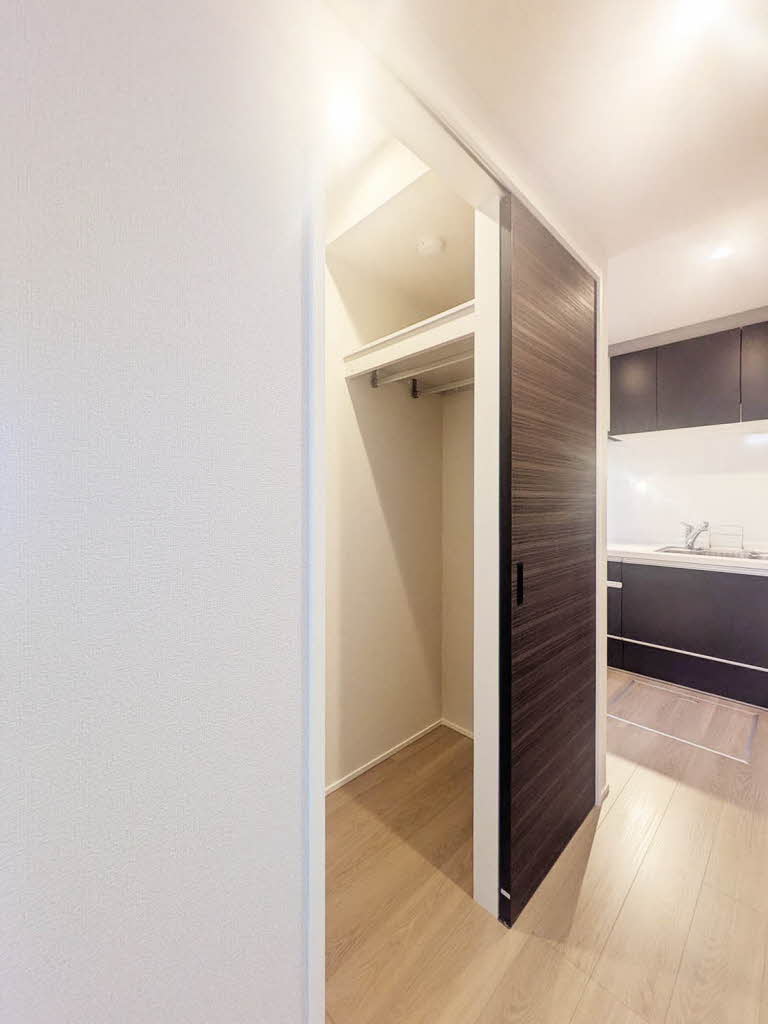 Ｍａｉｓｏｎ　ｄｅ　Ａｓｈｌｅｙ A0102号-6