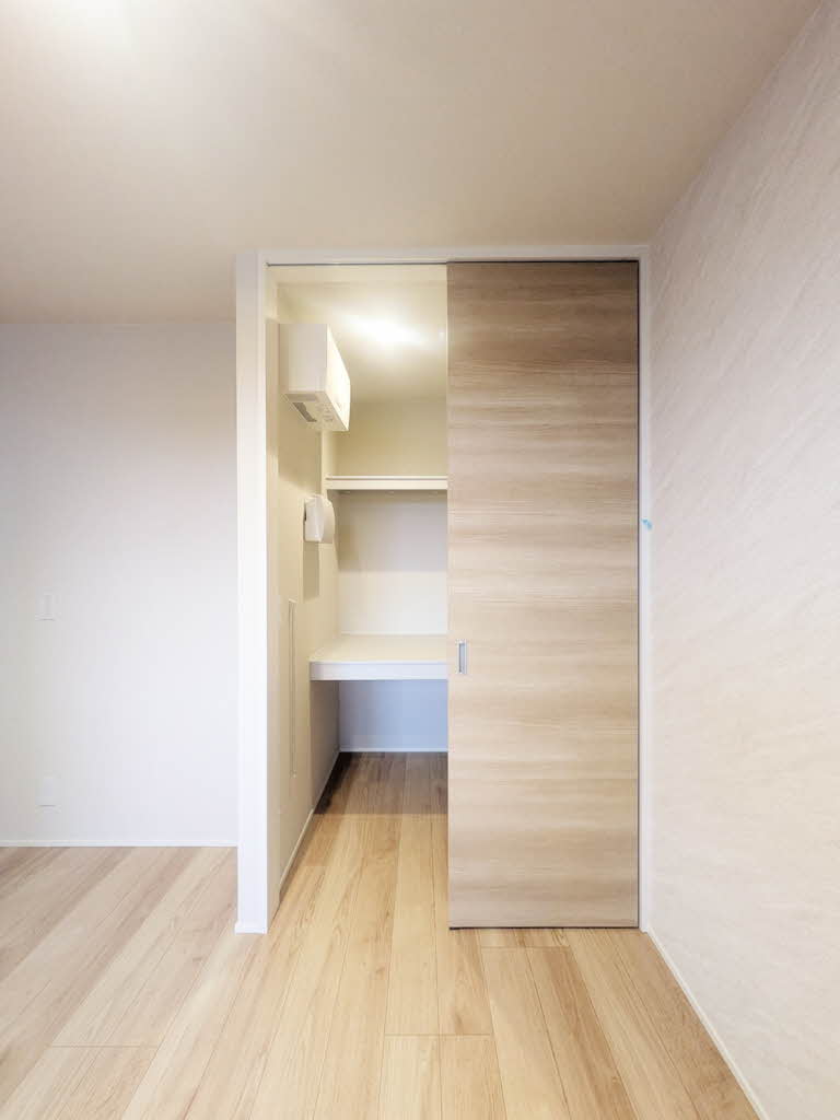 Ｍａｉｓｏｎ　ｄｅ　Ａｓｈｌｅｙ A0303号-5