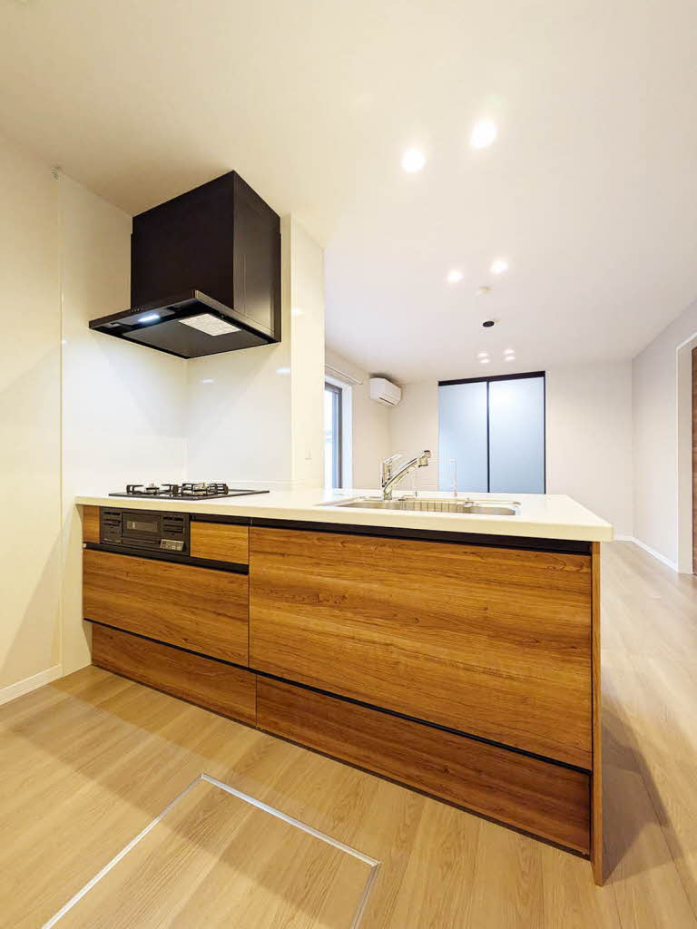 サン　ウィステリア A0102号-4