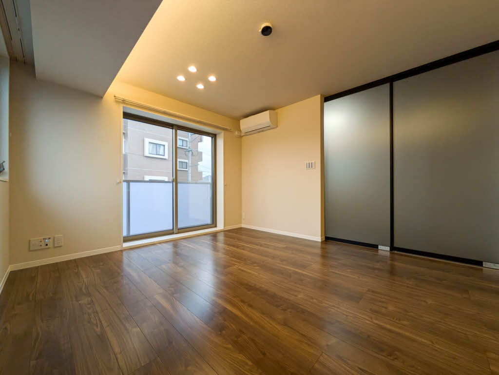 サン　ウィステリア A0204号-2