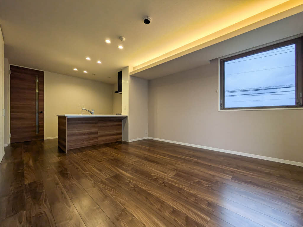 サン　ウィステリア A0204号-3