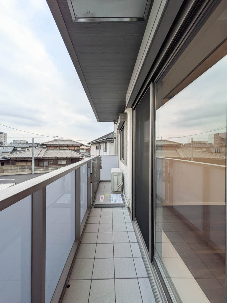 サン　ウィステリア A0204号-7