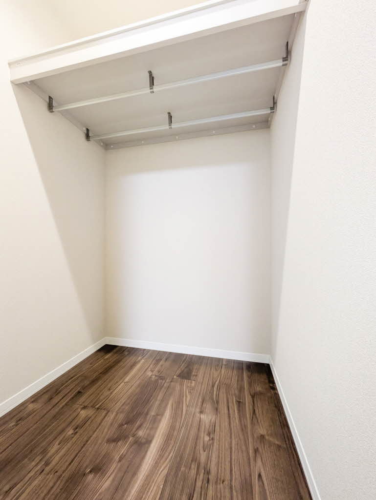 サン　ウィステリア A0304号-4