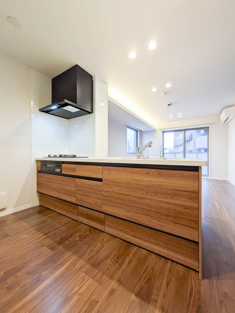 サン　ウィステリア A0304号-5