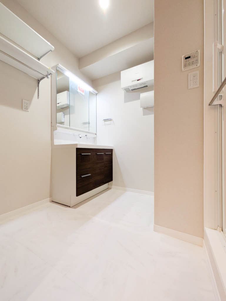 サン　ウィステリア A0304号-10