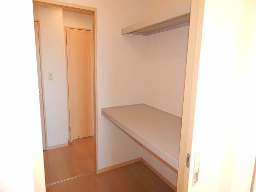 アンビシヨン　Ａ棟　＊ A0101号-7