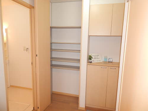 アンビシヨン　Ａ棟　＊ A0101号-12