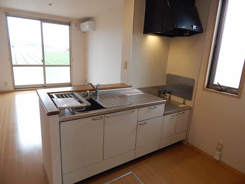 アンビシヨン　Ｂ棟　＊ B0102号-3