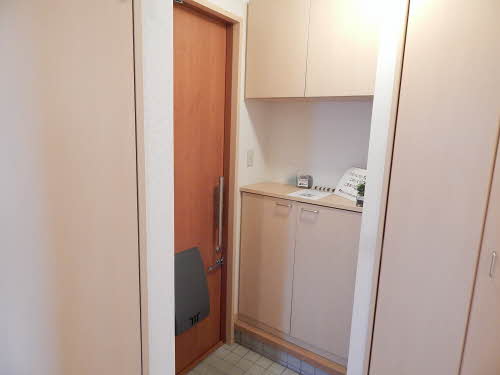 アンビシヨン　Ｂ棟　＊ B0102号-9