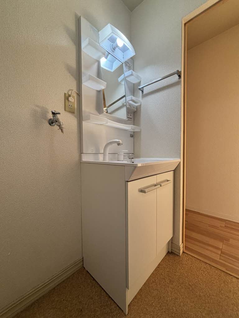 It’s FACE A0102号-5