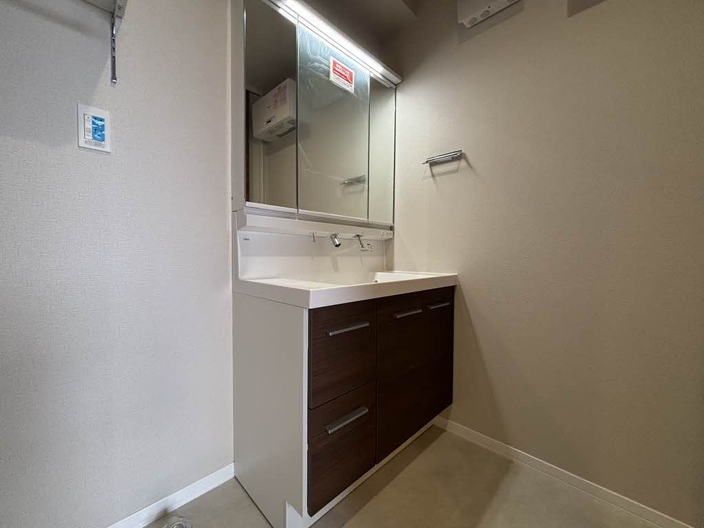 ＢＥＲＥＯ　さくら坂 A0204号-5