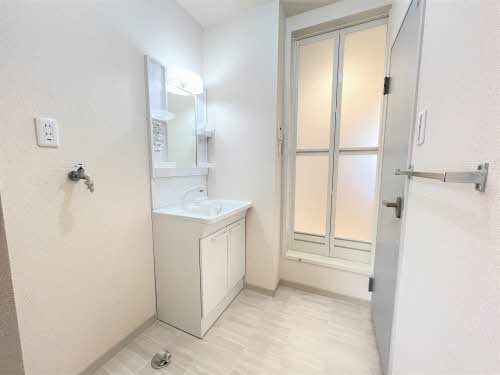 コンフォール志村　Ｃ棟　＊ C0201号-6