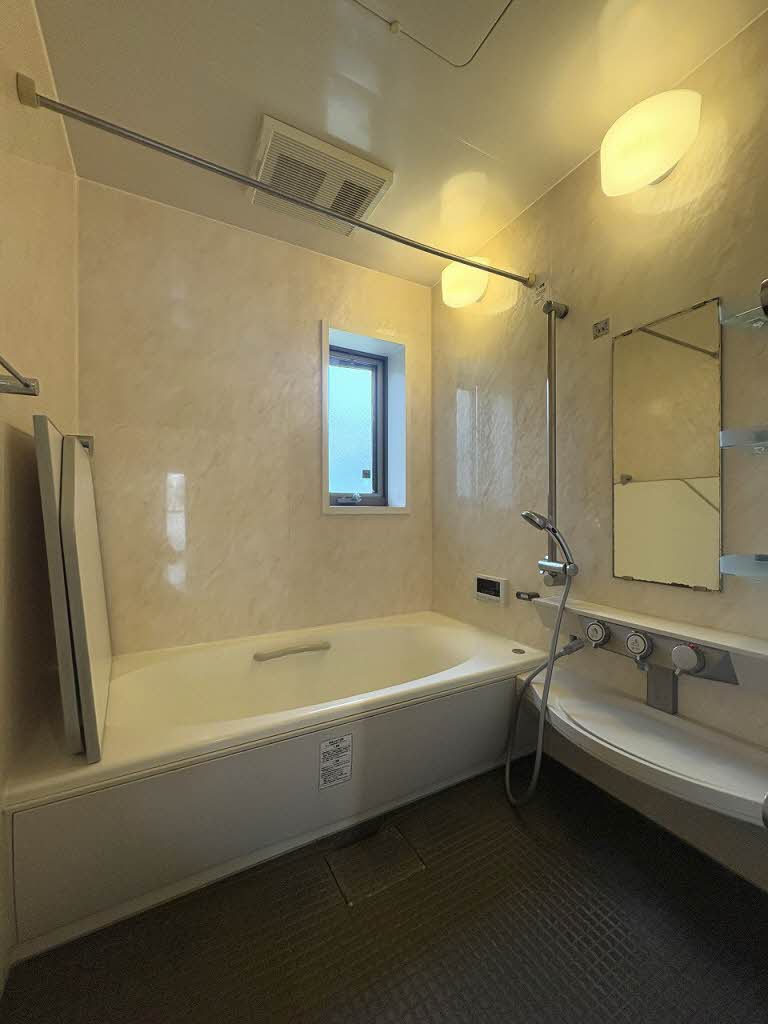 中島東１丁目貸家-4