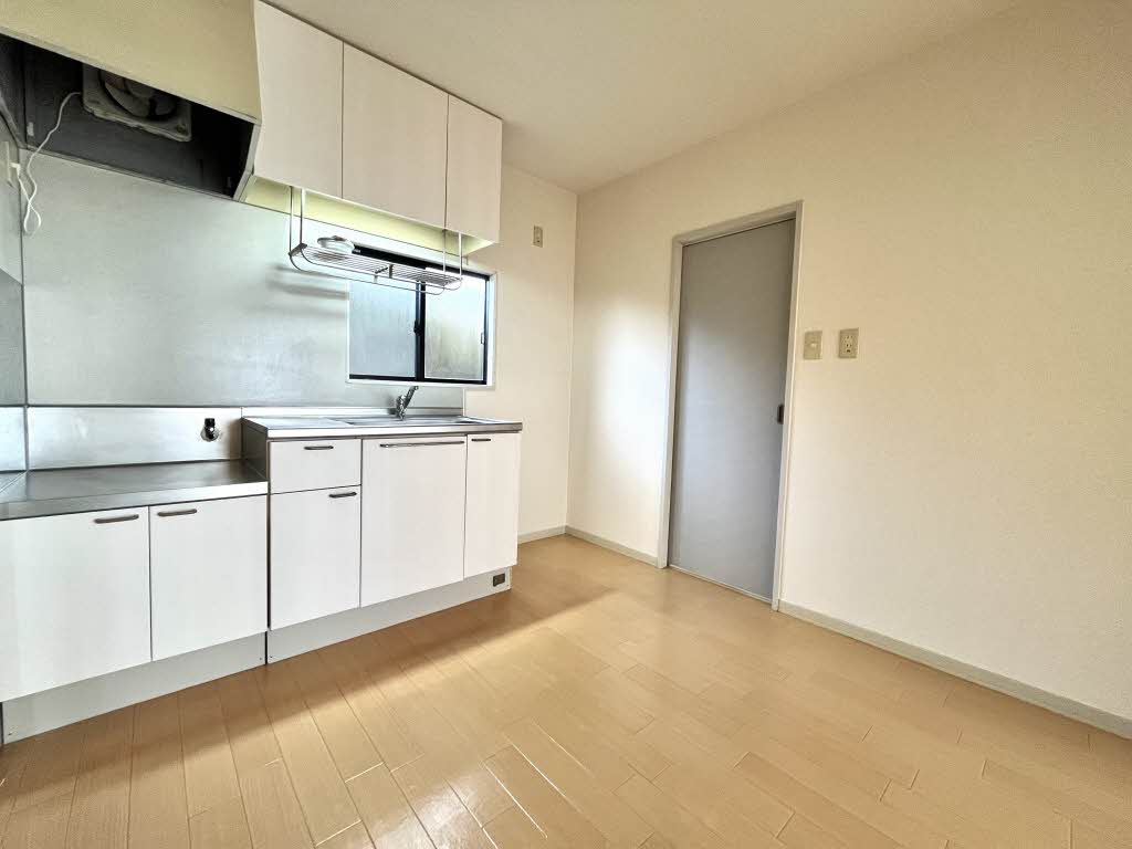 ポアソン日出　Ａ棟　＊ A0101号-2