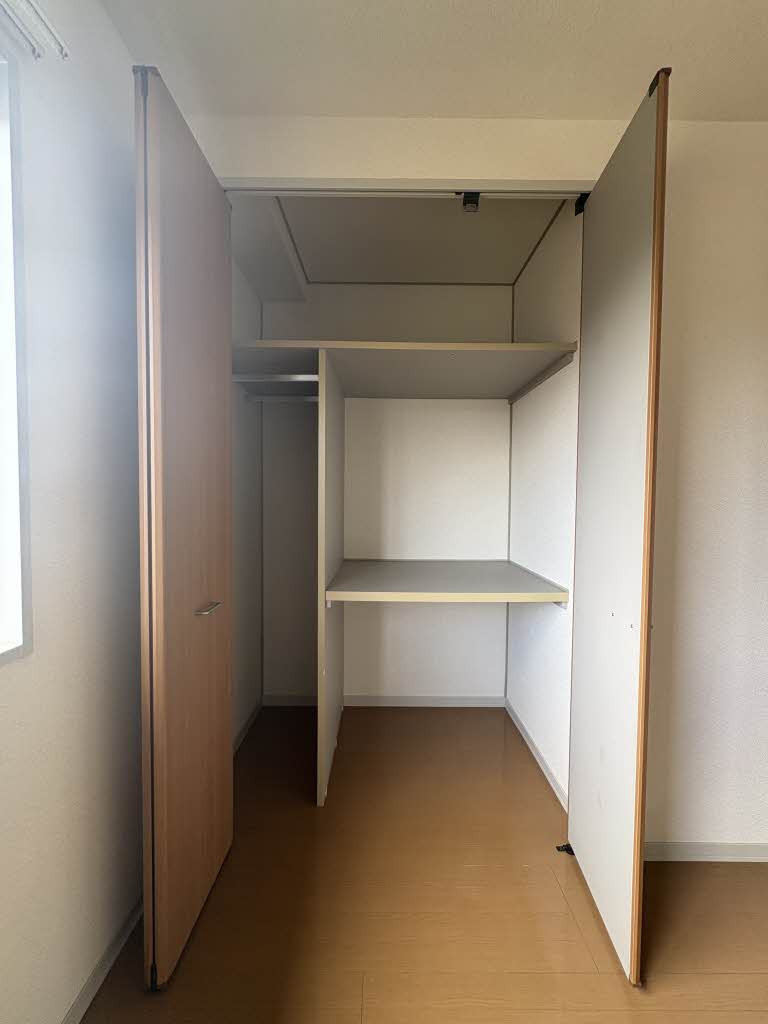 ファミーユ　Ⅰ号館 A0202号-15
