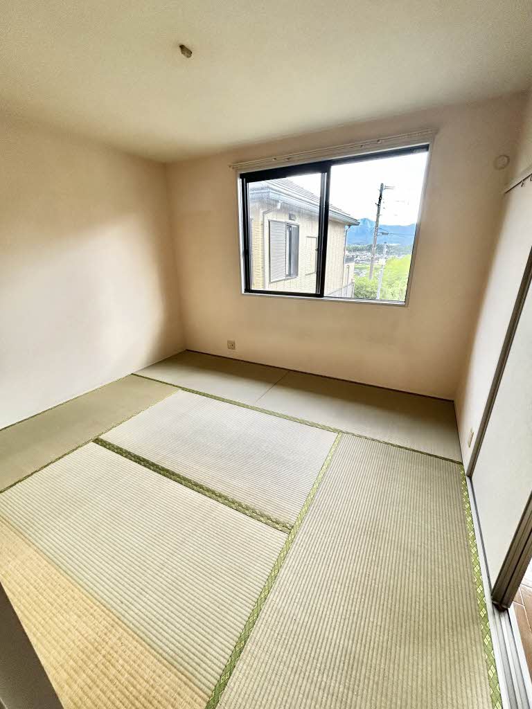 ハローキティ館 A0202号-5