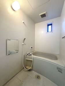 パークヴィレッジ C棟 ** C0102号-4