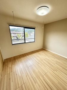 コーポ山内　Ｂ棟　＊＊ B0202号-3