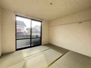 コンフォート・リリー　Ｃ棟　＊＊ C0202号-3