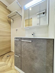 シャンテ和泉　Ｂ棟　＊＊ B0201号-5